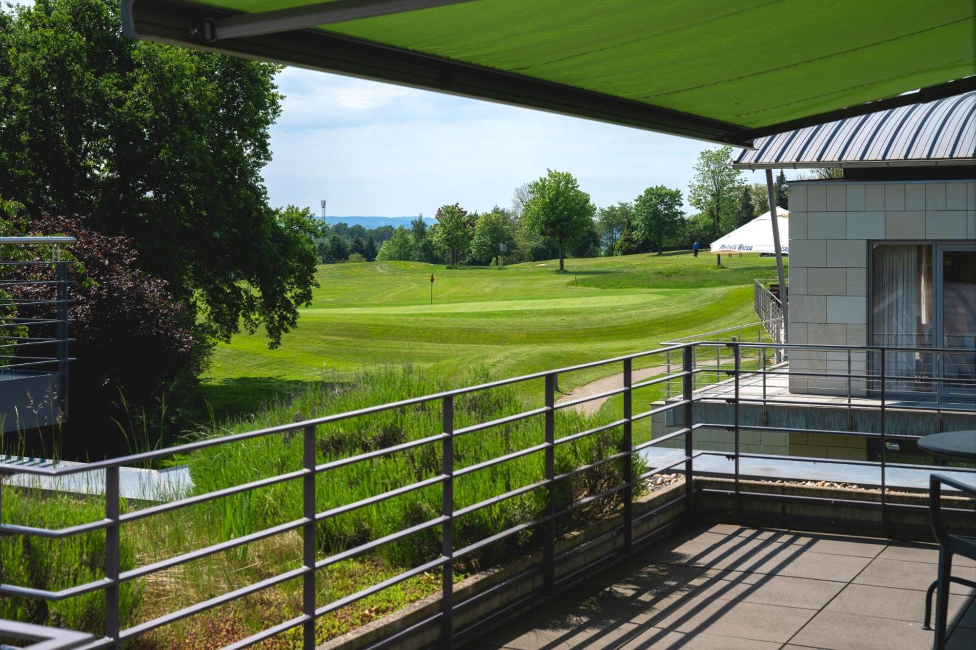Golfhotel Gut Neuenhof โฟรนเดนแบร์ก ภายนอก รูปภาพ